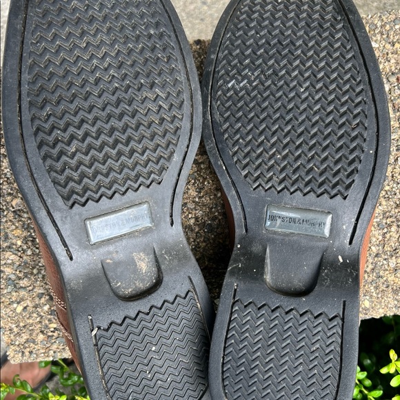 Johnston and Murphy Shuler dress shoes - Picture 4 of 5